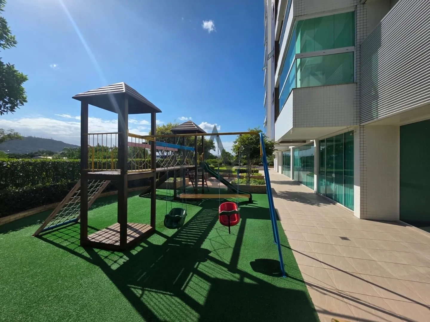 Квартира с 2 спальнями, suite и балконом, 77 м² — photo 14