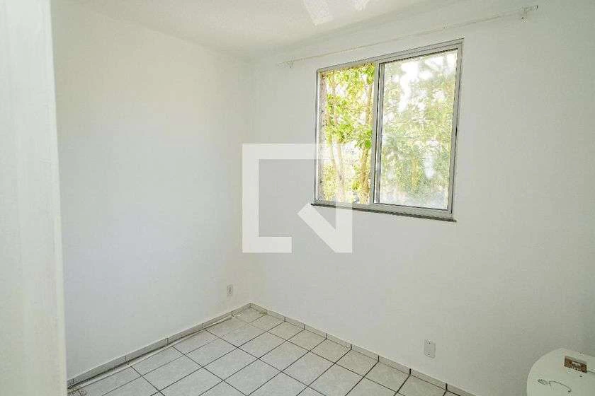 46 m² rental apartment with 2 bedrooms and glass shower — photo 18