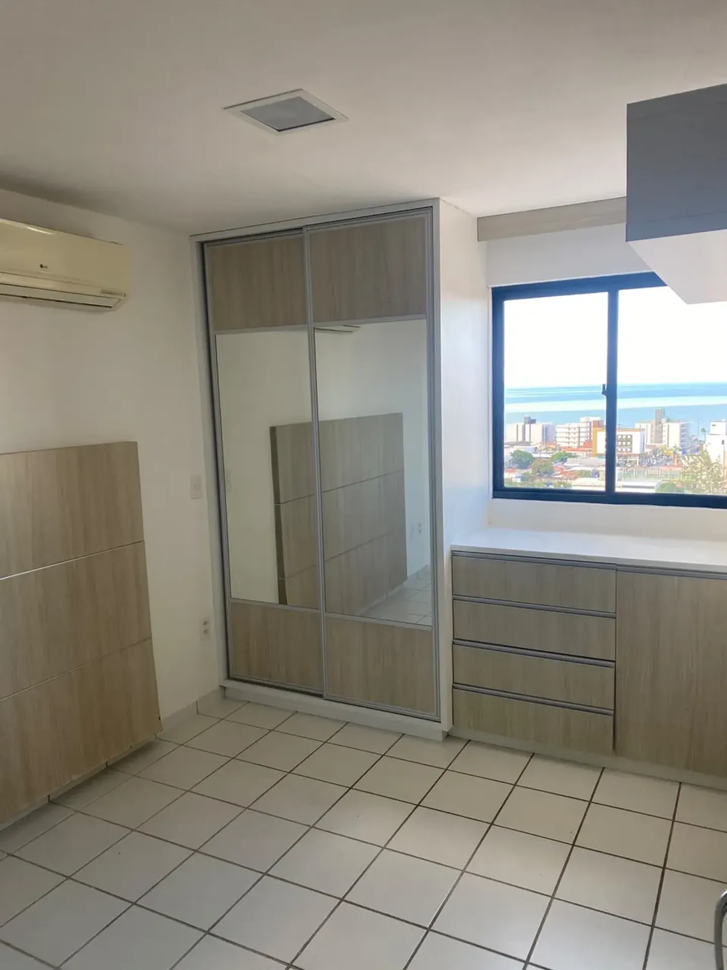 2-bedroom apartment in a building with a pool — photo 4