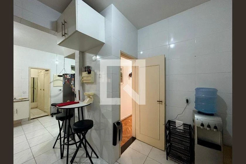 Apartamento amueblado con 3 dormitorios y cocina cerrada — photo 18