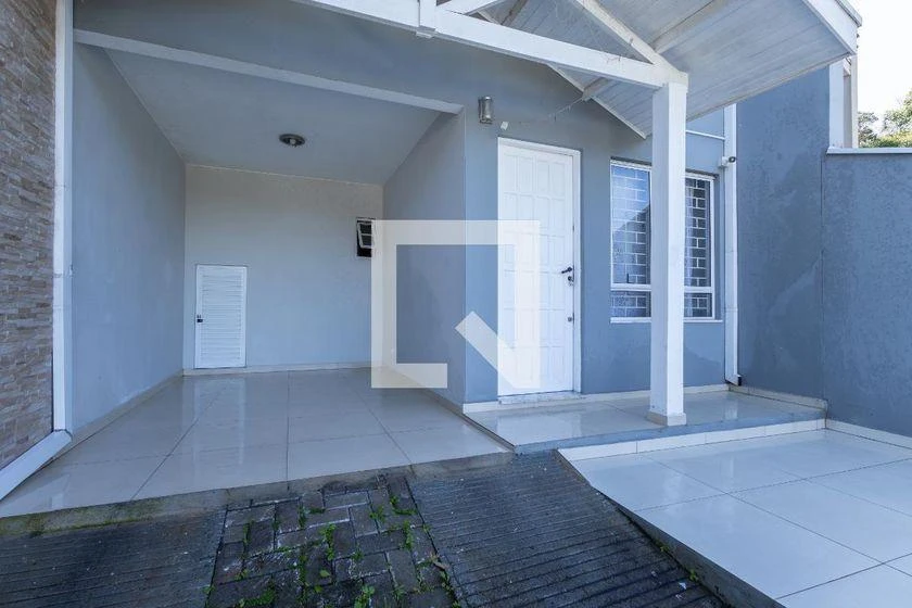 3-bedroom house with a home office in Curitiba