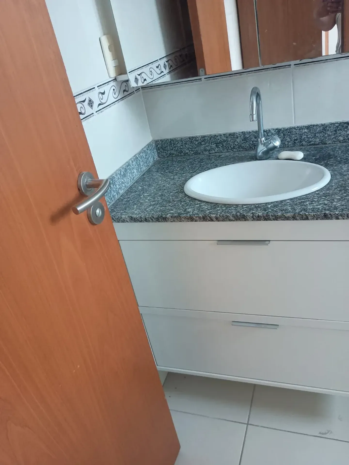 3-bedroom apartment in a building with a sauna — photo 2