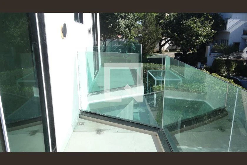 House, 384 m², with floor-to-ceiling windows — photo 7