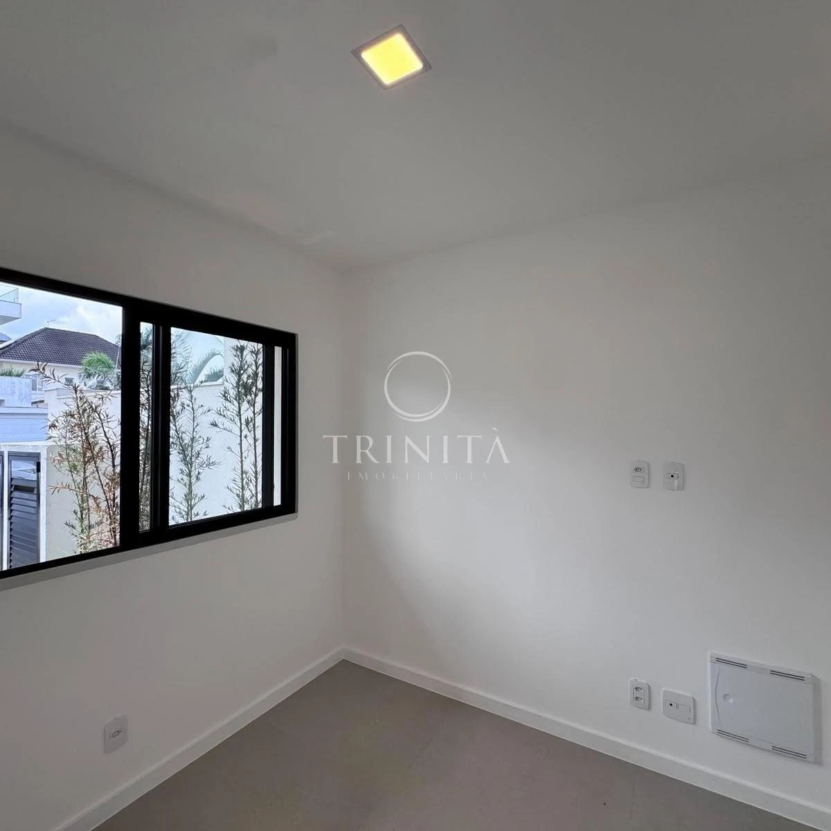 House, 210 m², with a grill on the balcony — photo 25