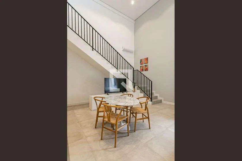 Apartamento amueblado de 90 m² con 1 dormitorio y cocina abierta — photo 6