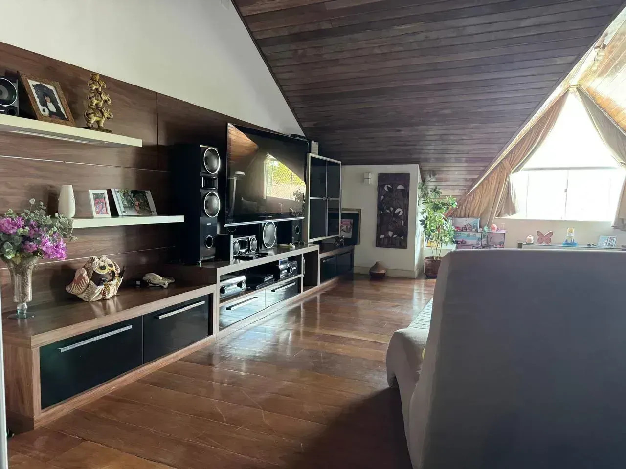 Furnished house with 6 suites and a private garden — photo 22