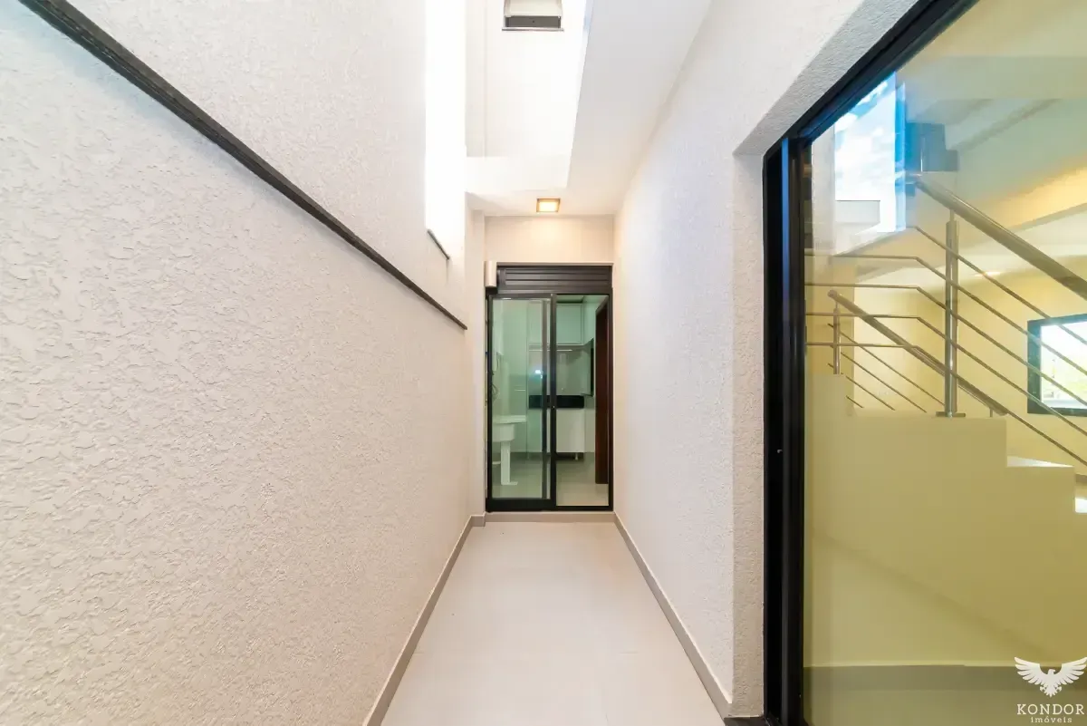Two-story house with 230 m², 3 bedrooms and 4 baths — photo 63