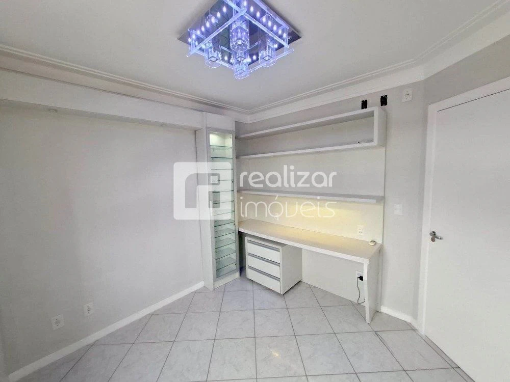 Квартира с 3 спальнями 122 м² и 3 парковочных места — photo 13