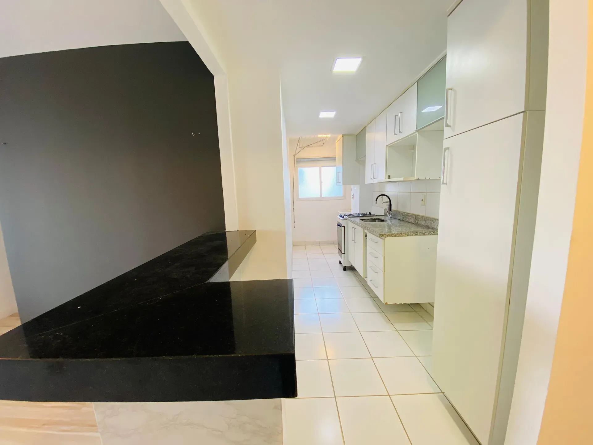 3-bedroom apartment with 2 en-suites, 70 m² on the 7th floor — photo 27