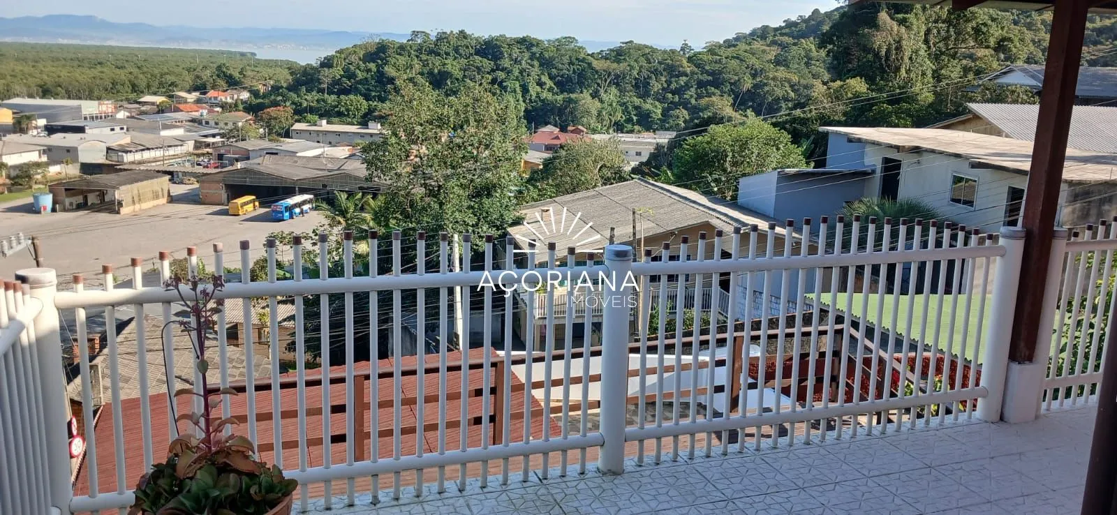 Casa mobiliada com 5 quartos e churrasqueira na sacada — photo 45
