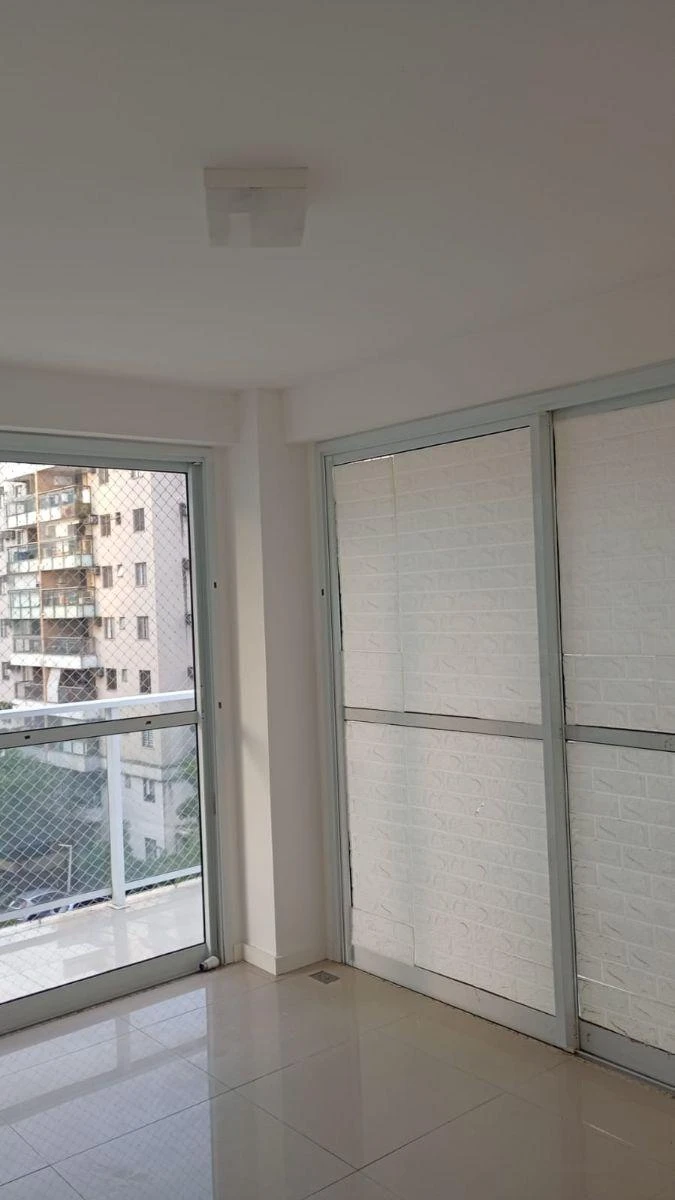 Apartamento de 3 dormitórios com varanda e 1 vaga — photo 3