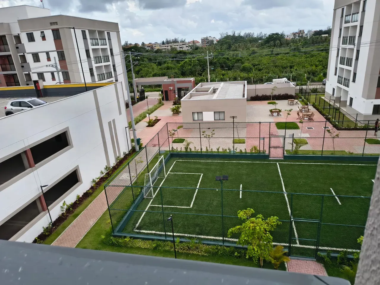 Apartment with 2 bedrooms and mountain-view balcony — photo 23