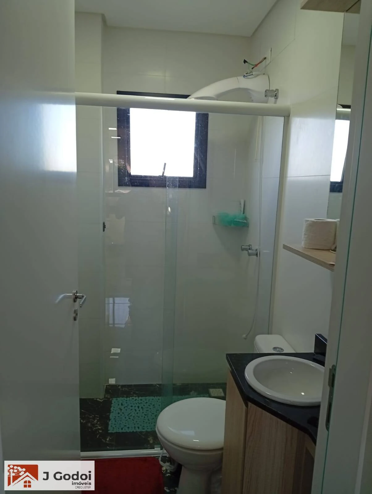 2-bedroom apartment, 1 with its own bathroom, 292 m² — photo 17