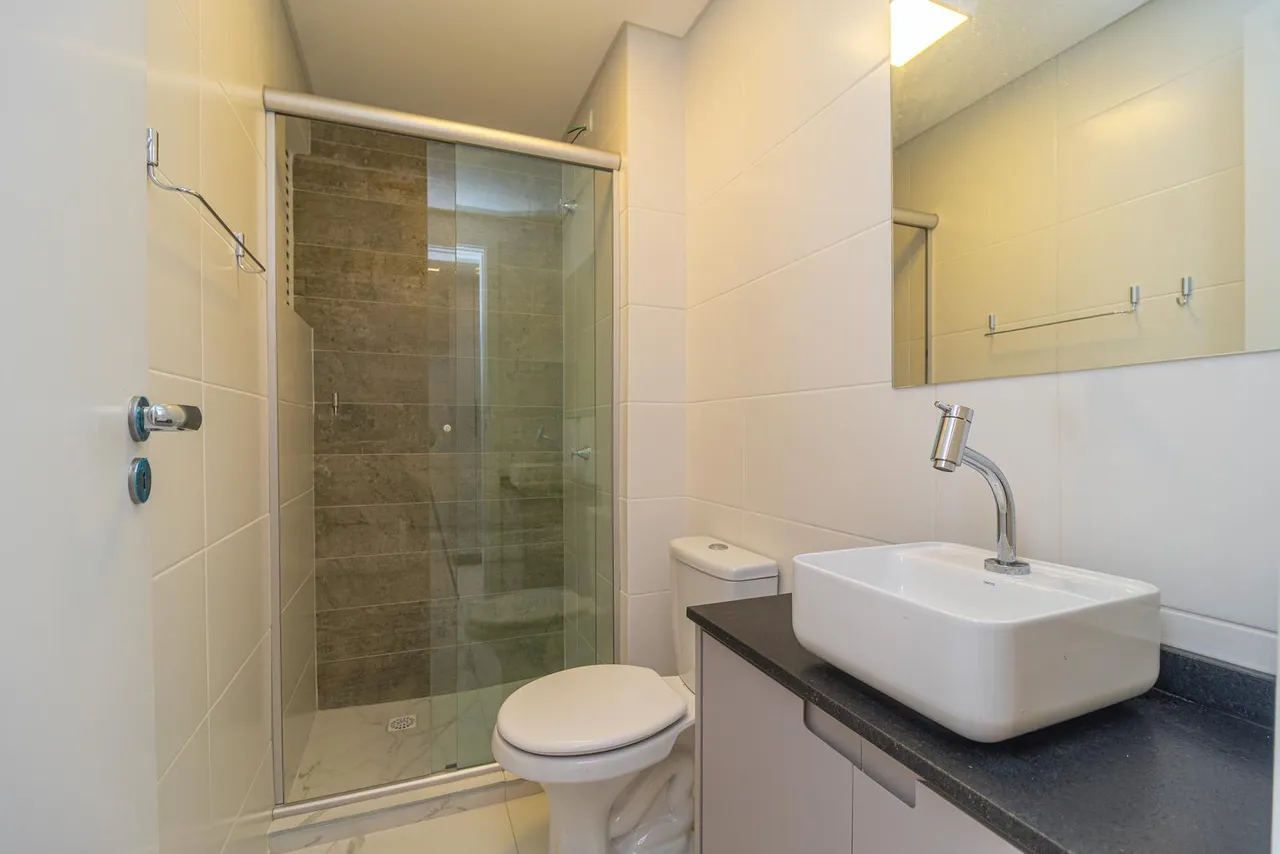 1-bedroom apartment with an open kitchen, 42 m² — photo 10