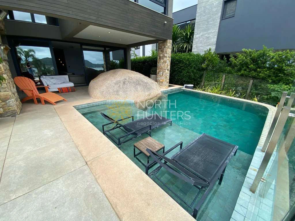Casa con 4 dormitorios y barbacoa privada 435 m² — photo 2