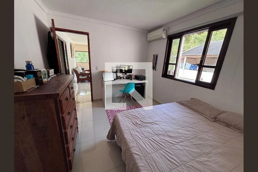 Casa sem mobília com 4 quartos e 618 m² — photo 38
