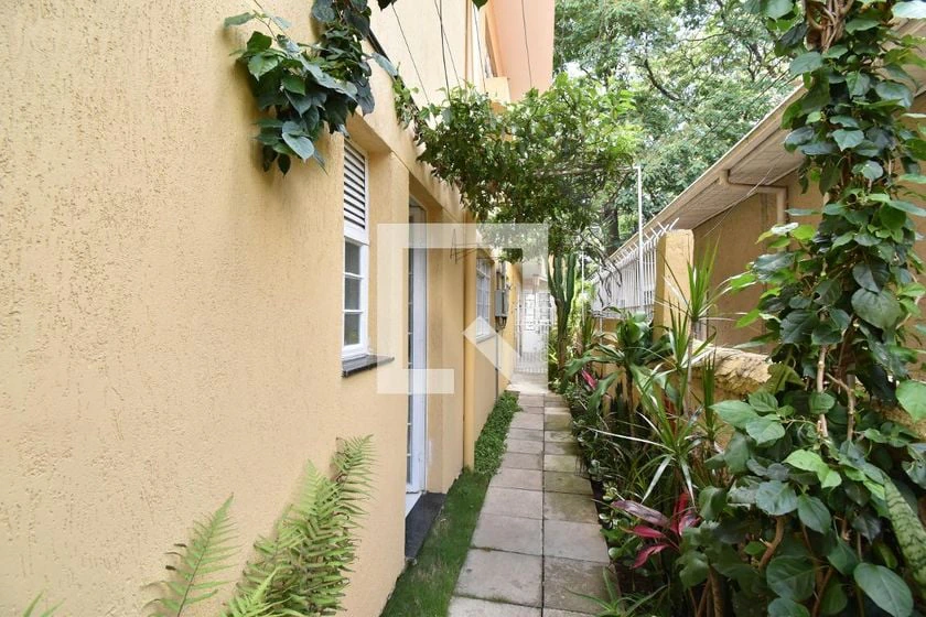 Furnished 2-bedroom apartment, 60 m² — photo 22