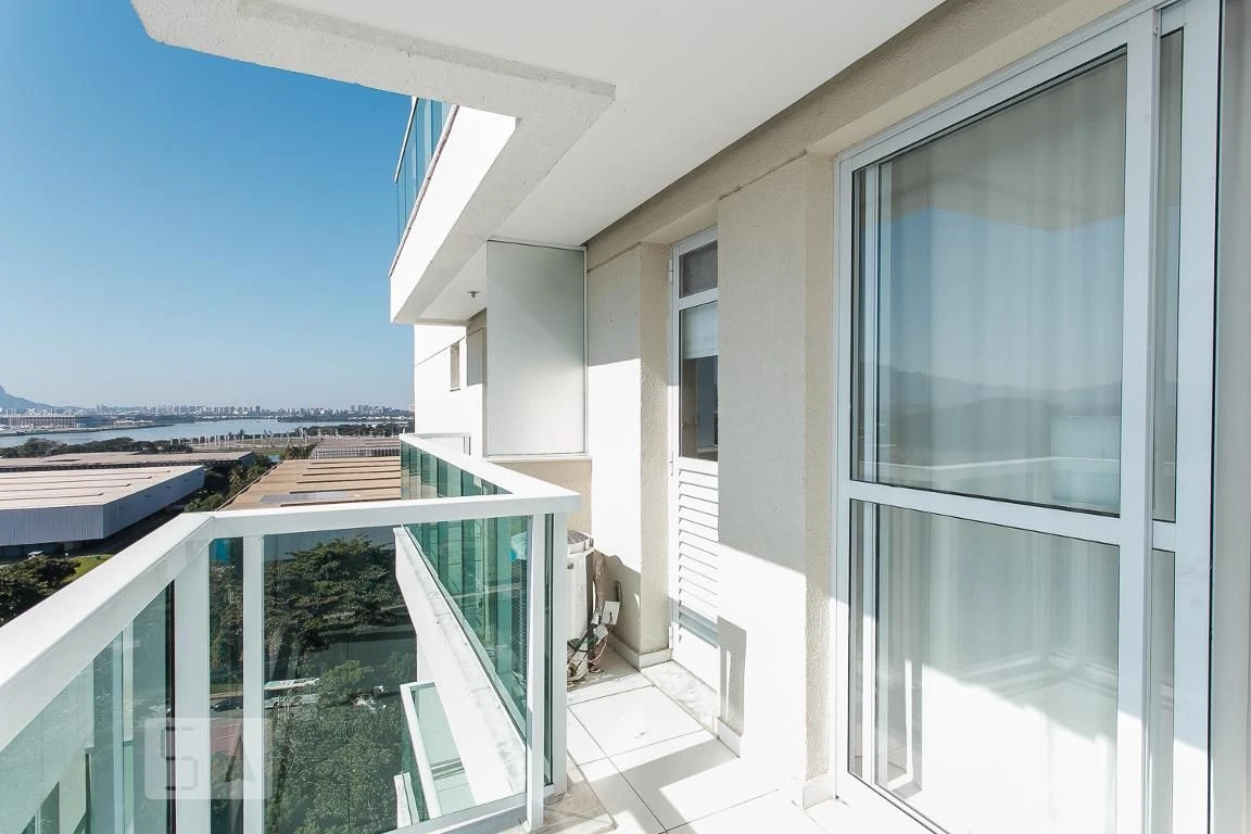 Apartamento mobiliado com 1 quarto em suíte e 1 vaga — photo 2
