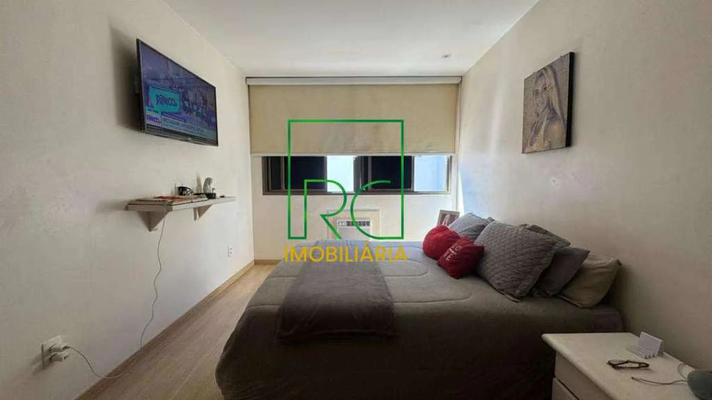 Furnished 4-bedroom apartment with 250 m² — photo 13