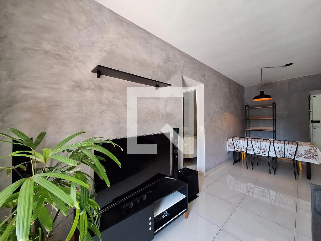 Furnished 3-bedroom apartment with 3 bathrooms — photo 17