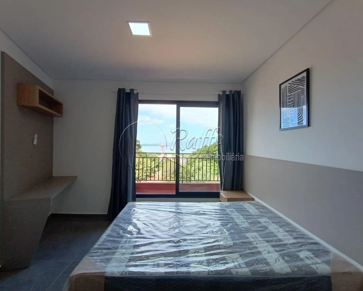 Furnished studio, 23 m², with a water view — photo 5