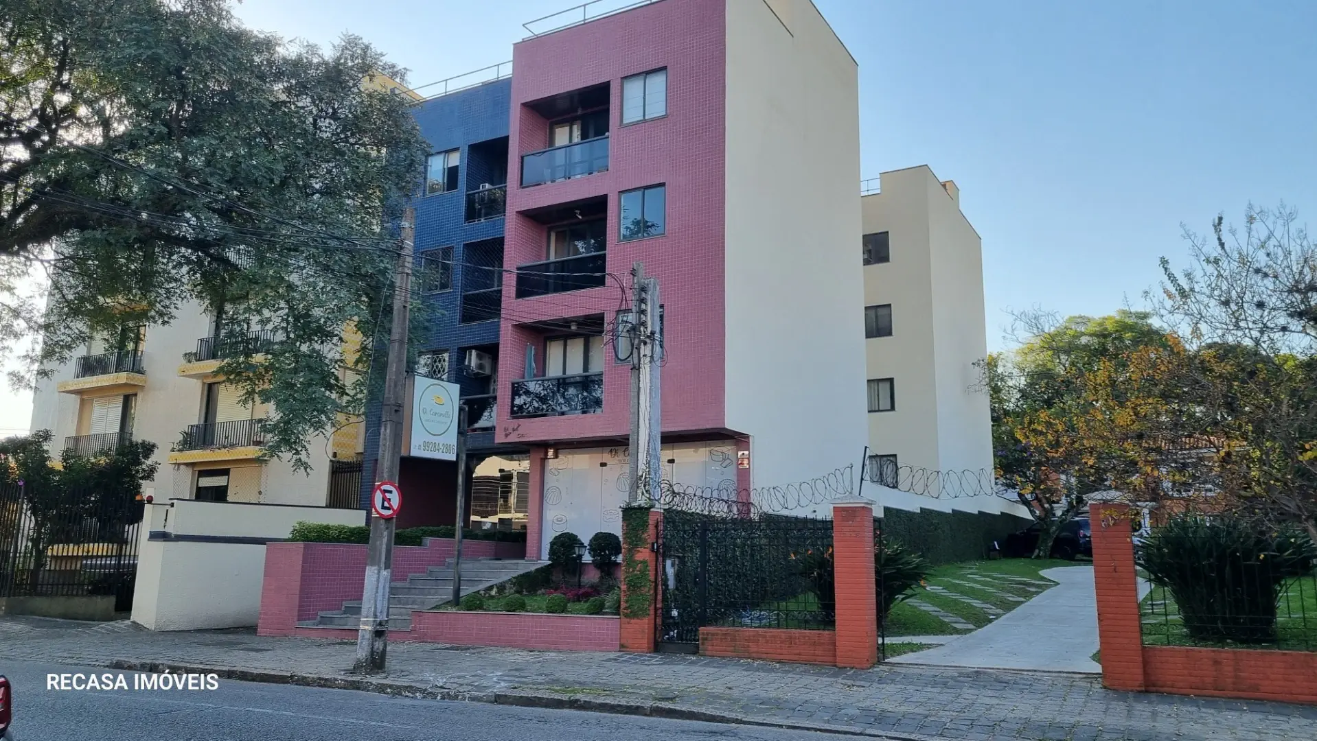 2-bedroom apartment with a washing machine in Curitiba — photo 21
