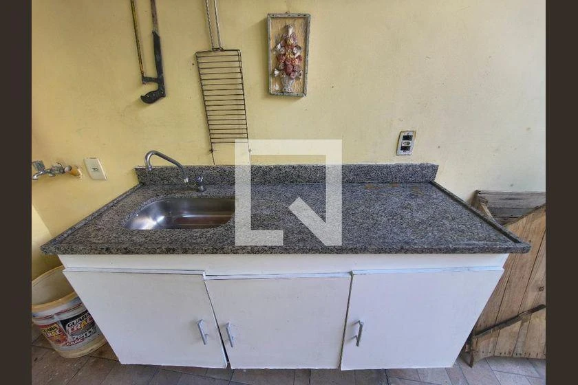Condominium townhouse with 2 bedrooms and balcony — photo 44