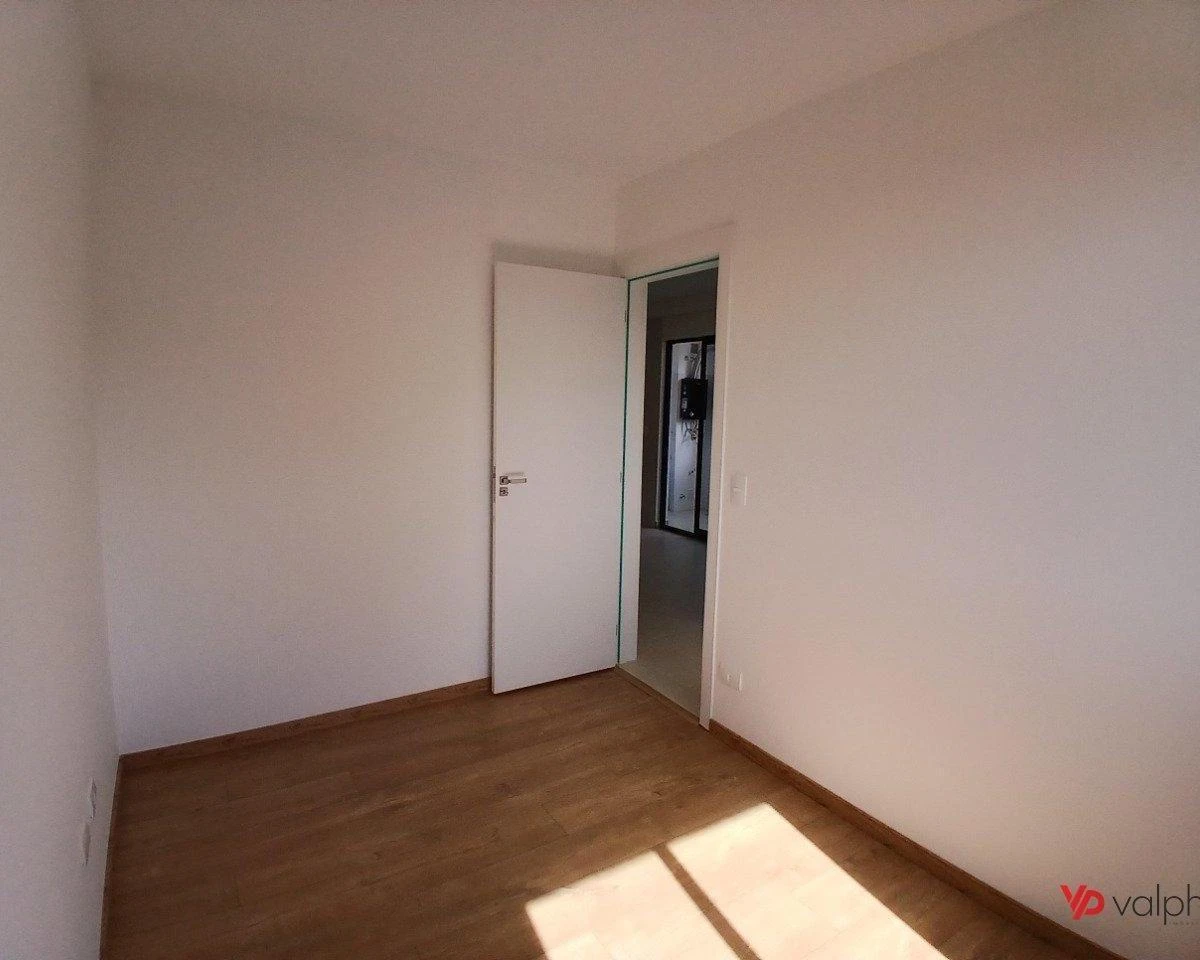 Apartamento de 2 quartos em condomínio com academia — photo 4