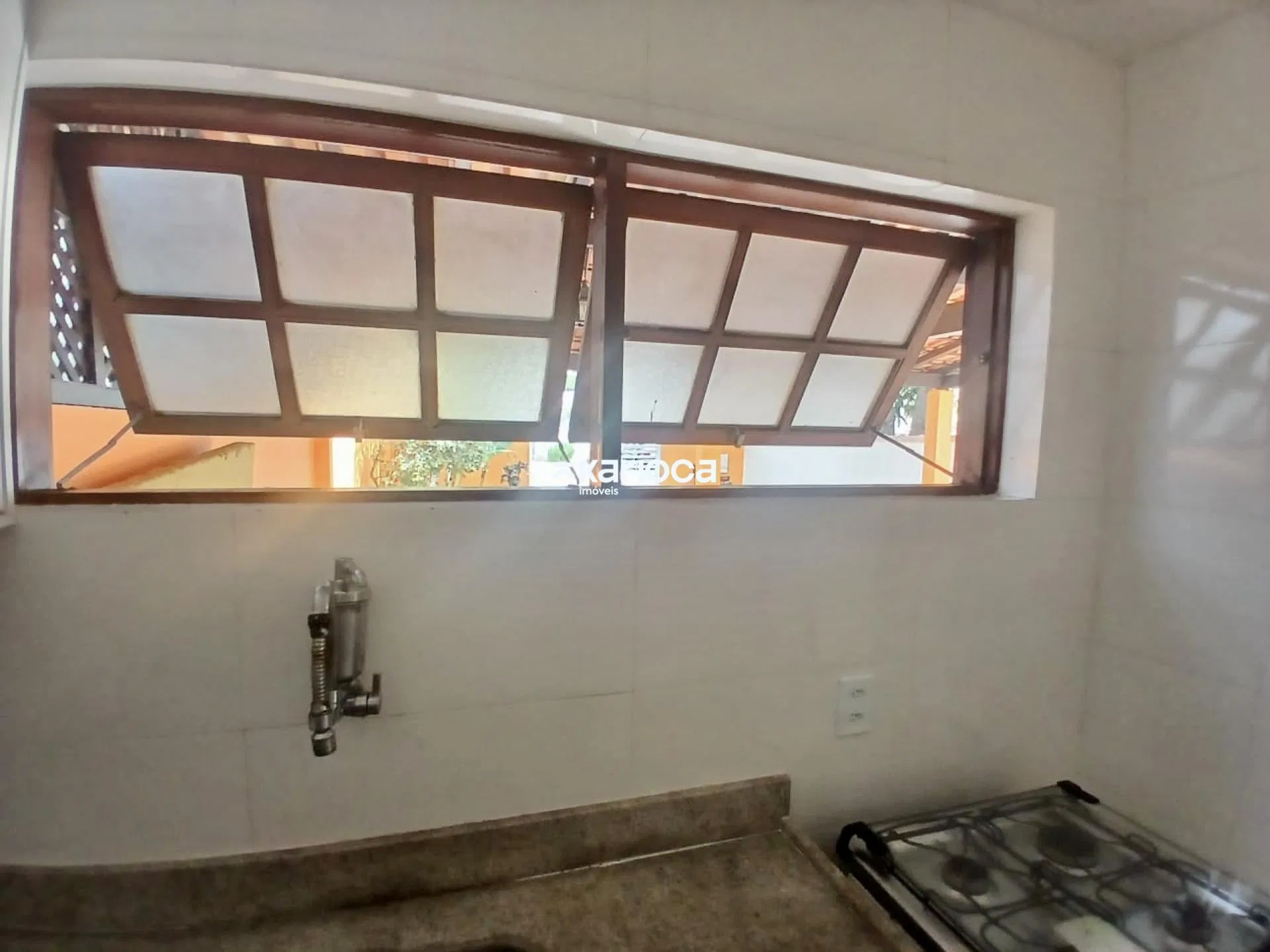 House with 4 bedrooms and private garden BBQ area — photo 16