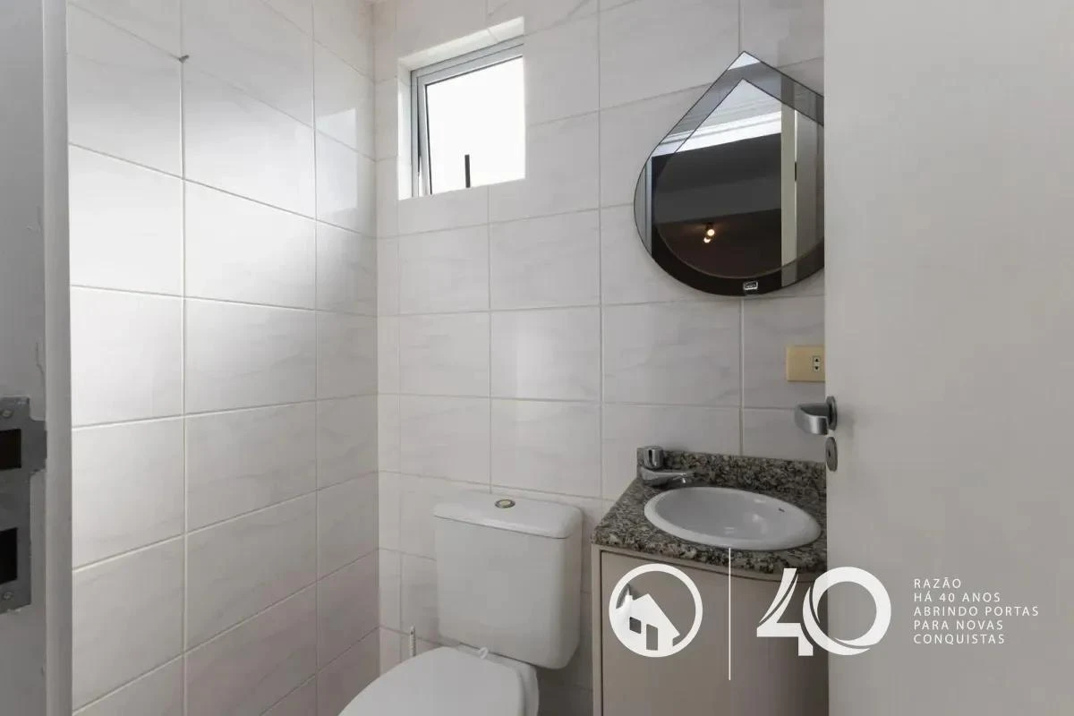 Furnished apartment, 67 m², with a glass-enclosed balcony — photo 15