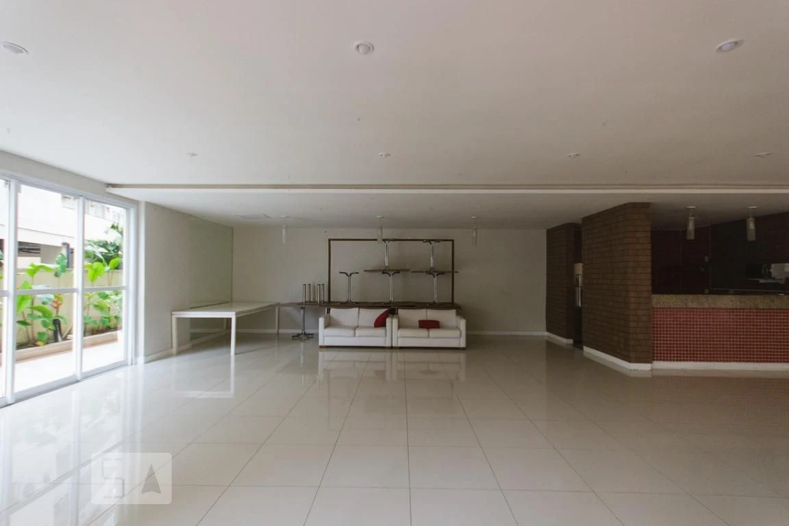 Apartamento amueblado de 2 dormitorios y 2 baños — photo 23