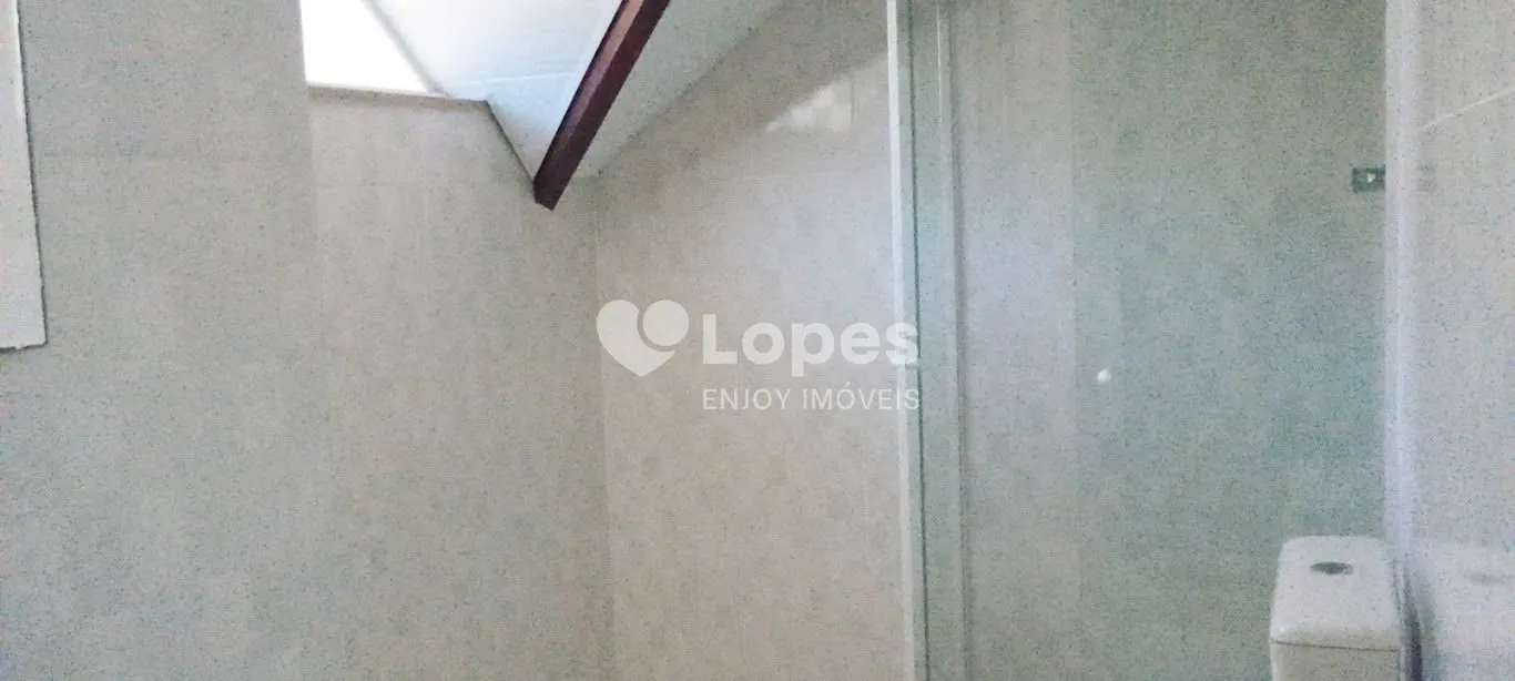 House with 5 bedrooms, 5 bathrooms and separate laundry — photo 23