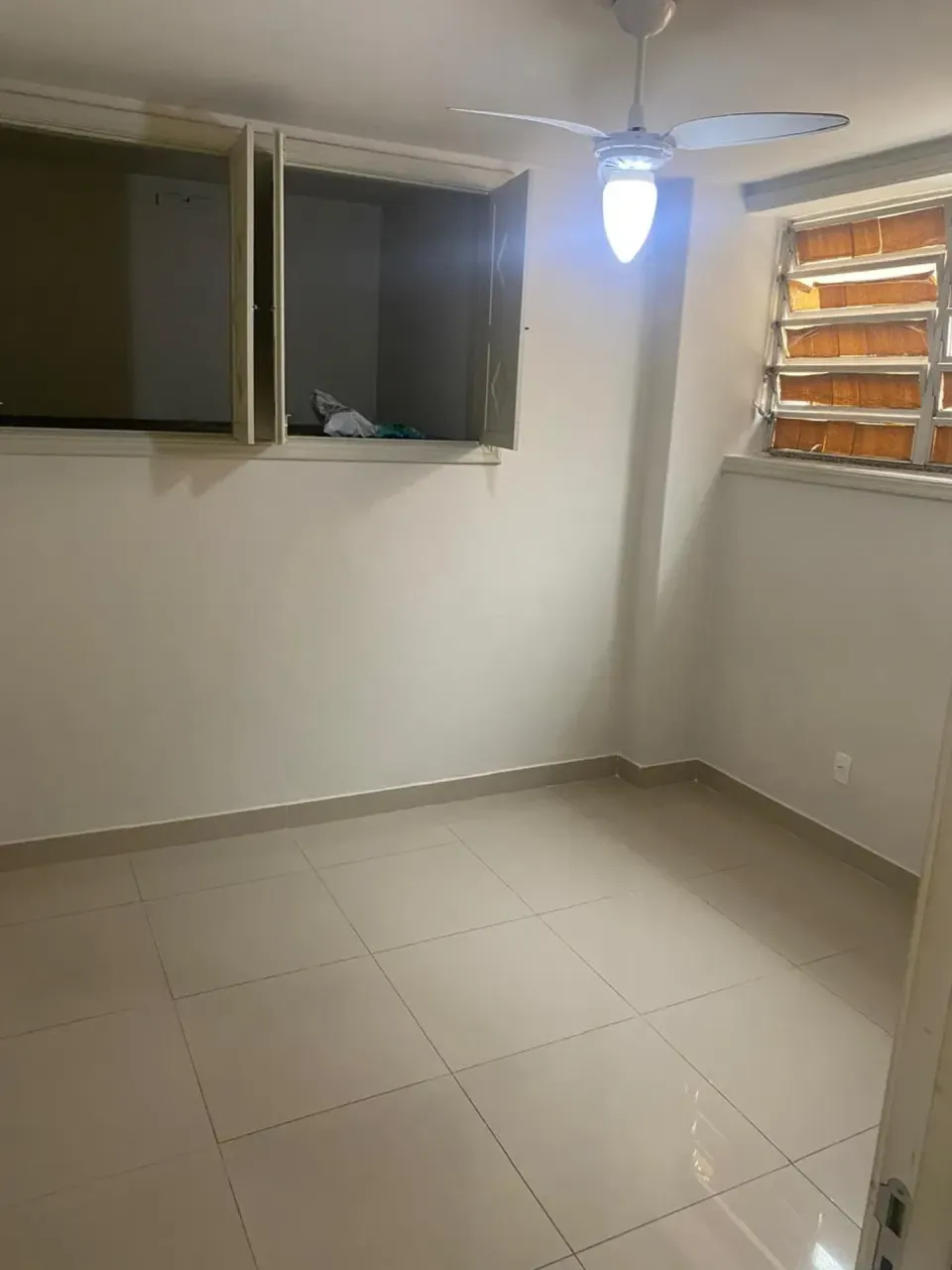 40 m² apartment with 2 bedrooms and a glass shower enclosure — photo 3