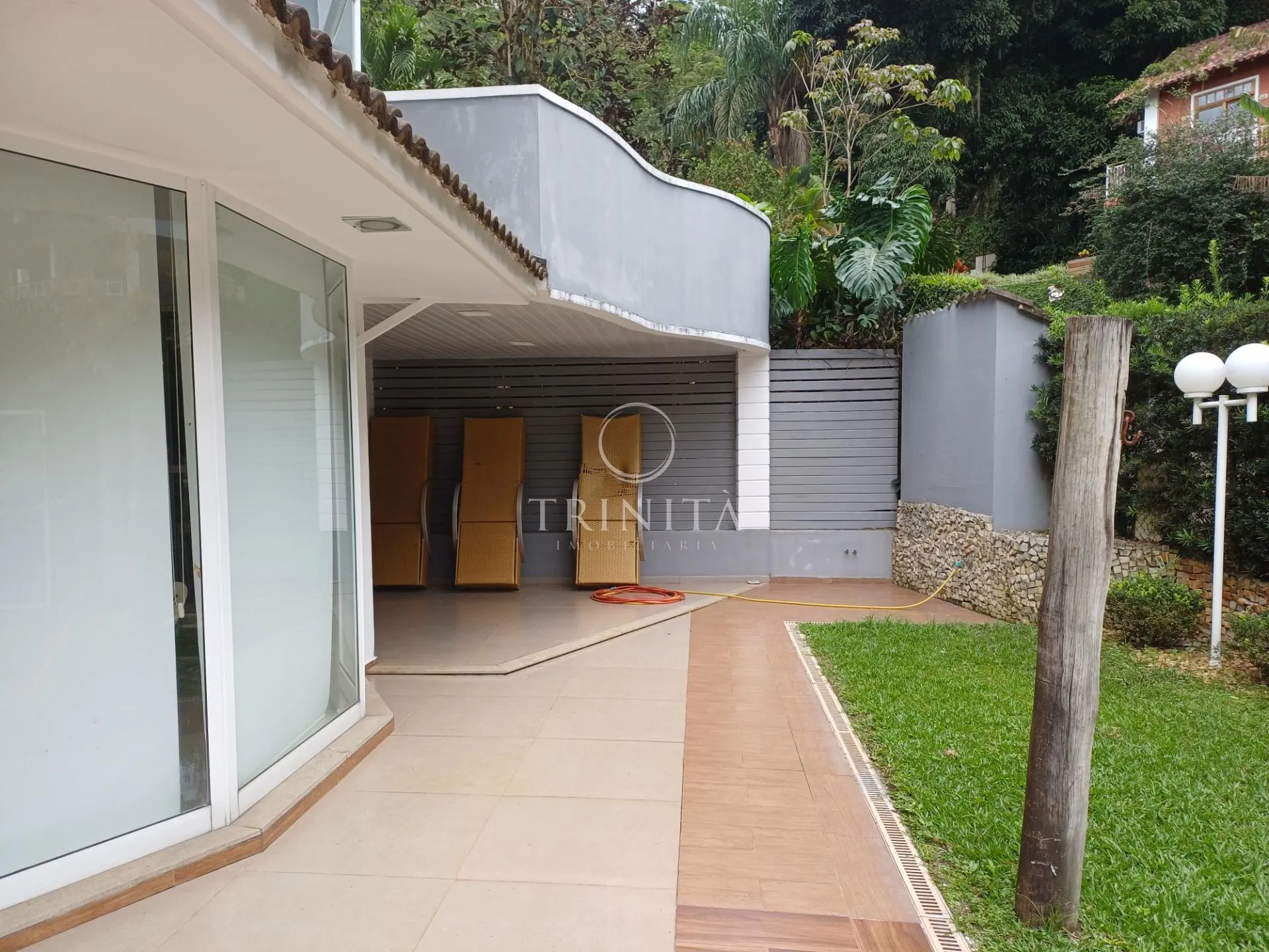House, 490 m², with a grill on the balcony — photo 21