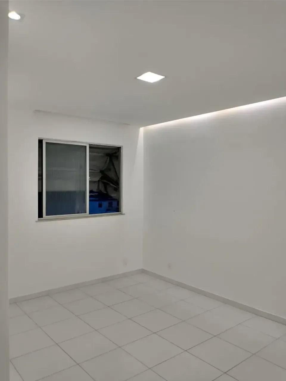 Unfurnished 2-bedroom apartment with 1 bathroom, 65 m² — photo 3