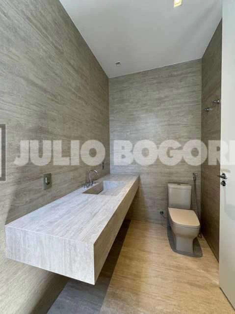 Linear penthouse with 4 bedrooms and 7 bathrooms — photo 13