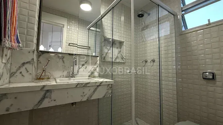 Furnished apartment with 1 bedroom, 2 bathrooms and parking — photo 7