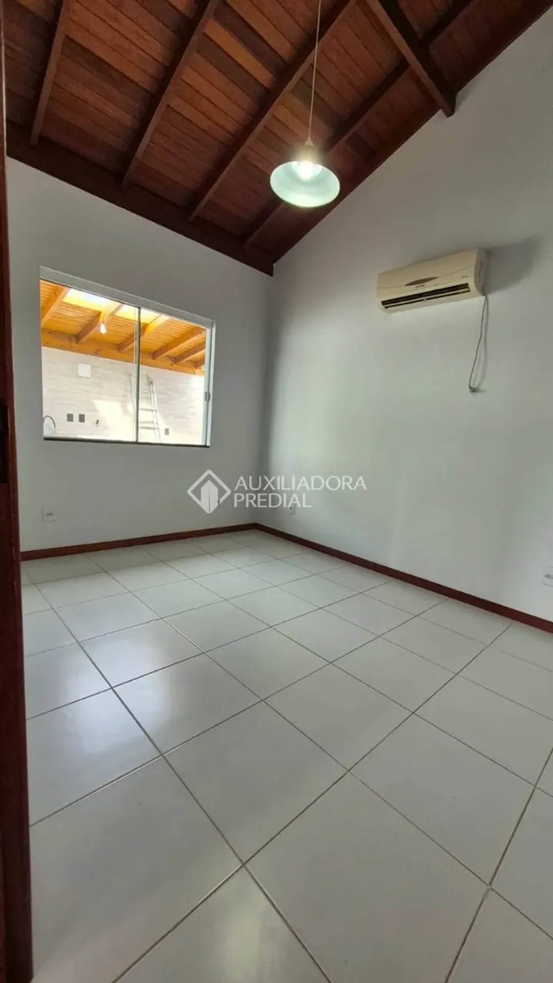 House with 2 bedrooms and private garden — photo 21