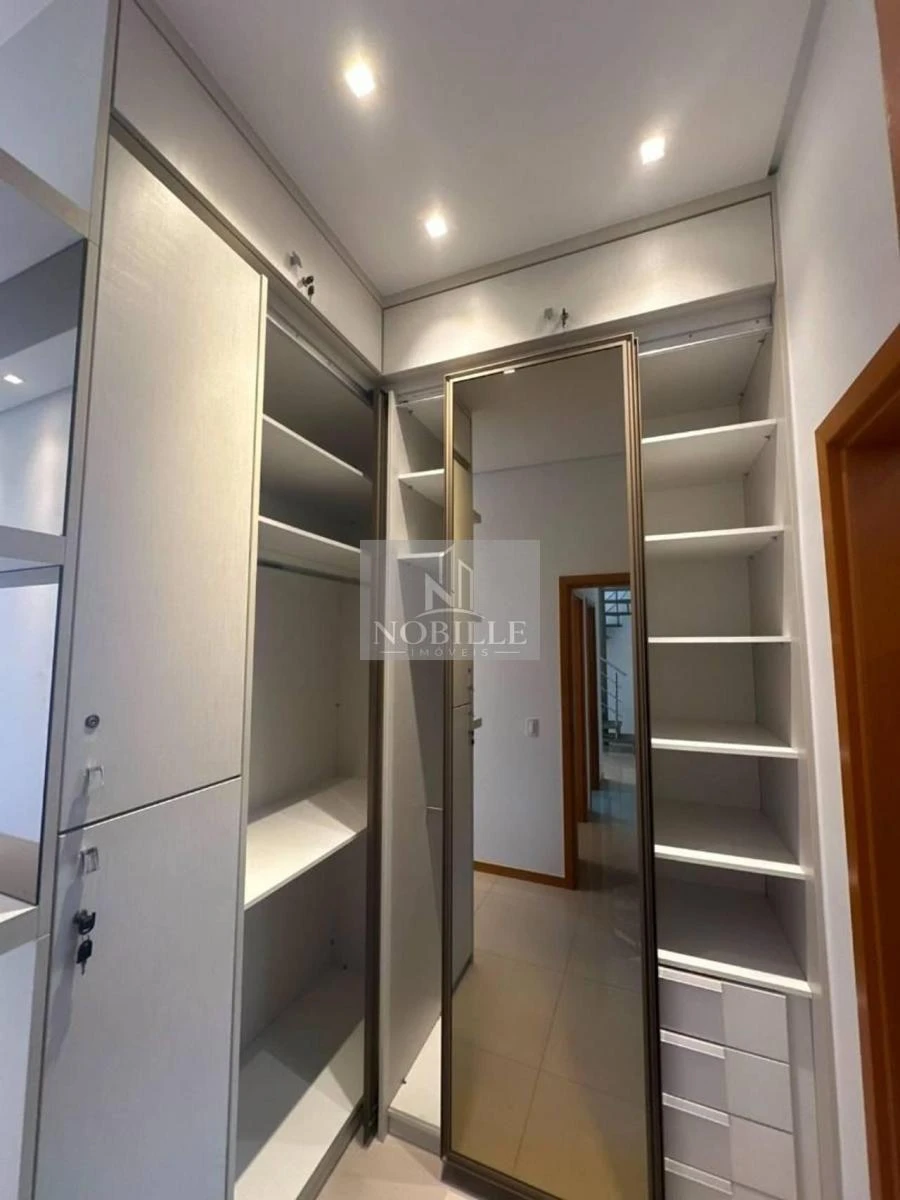 2-bedroom apartment in a building with a pool — photo 7