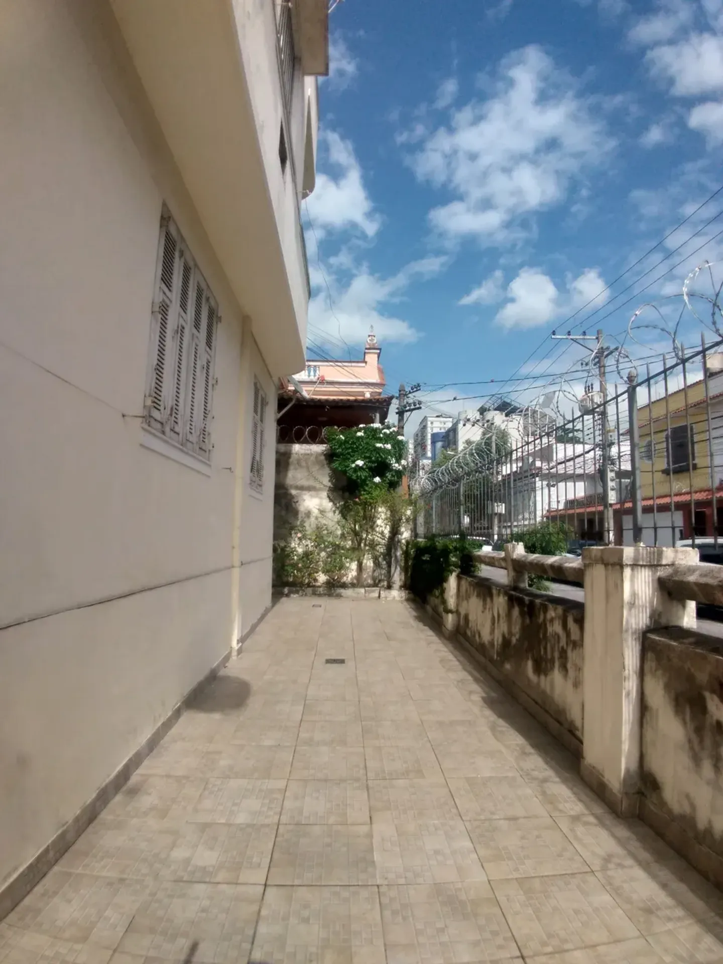3-bedroom apartment, 1 with its own bathroom, 81 m² — photo 29