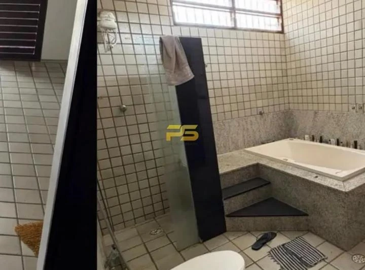 Комерційний будинок 450 м²: 5 спалень і 5 ванних — photo 6