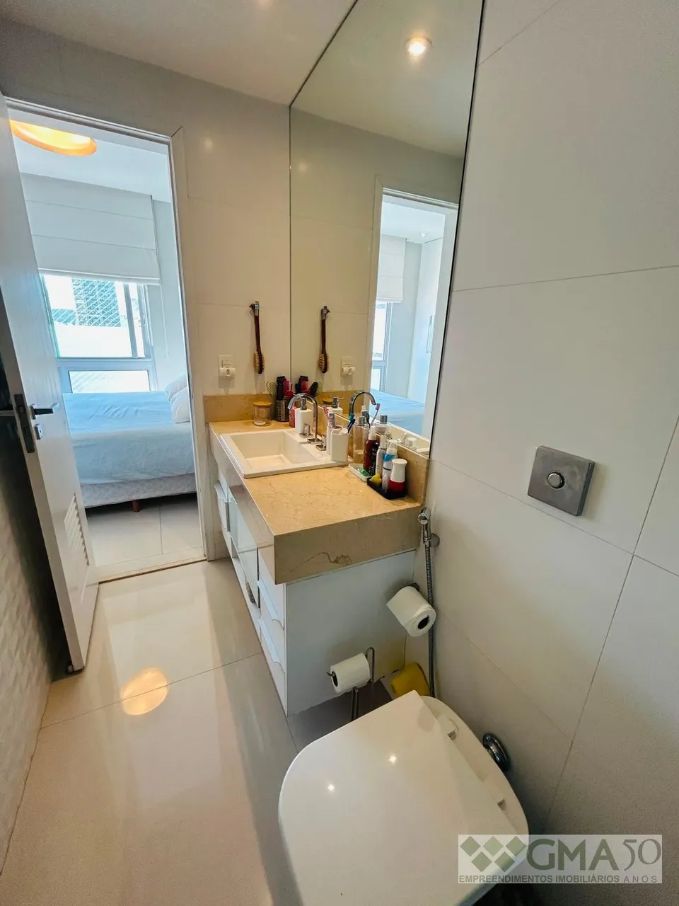 Apartment with 3 bedrooms and a closed kitchen — photo 17