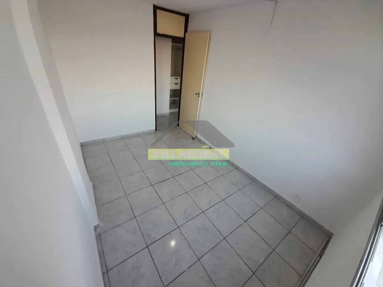 Unfurnished apartment with 2 bedrooms and 2 bathrooms — photo 21