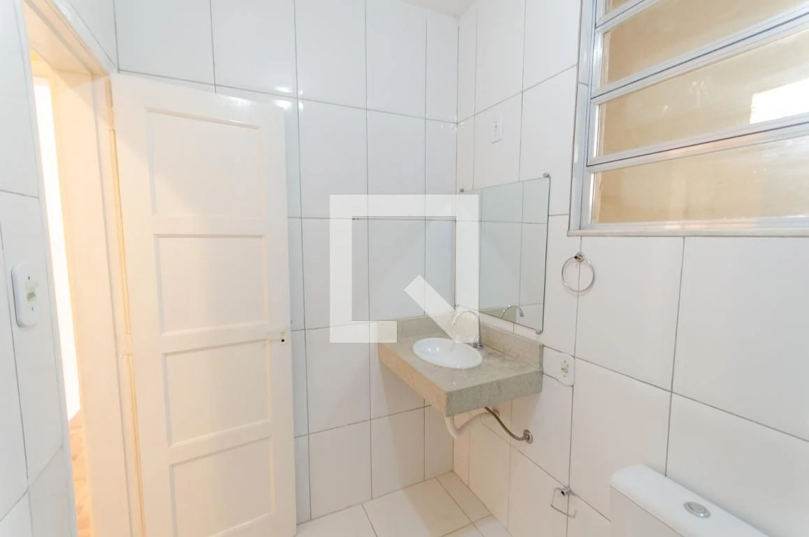 Apartamento com piso de madeira ou laminado, Rio Comprido