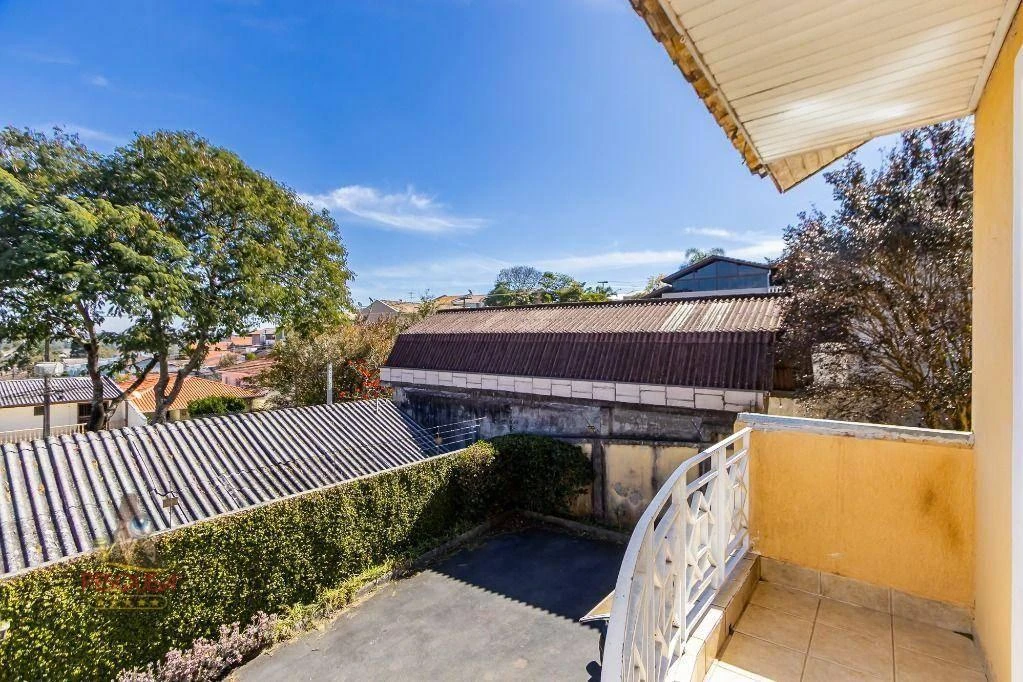 120 m² house with a washing machine and a home office — photo 27