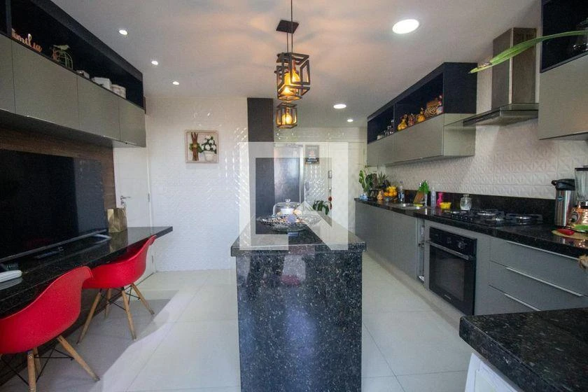 400 m² apartment with 3 en-suite bedrooms and open kitchen — photo 21