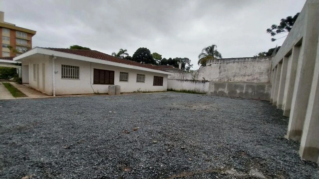 Casa térrea com 5 quartos e 10 vagas no total — photo 50