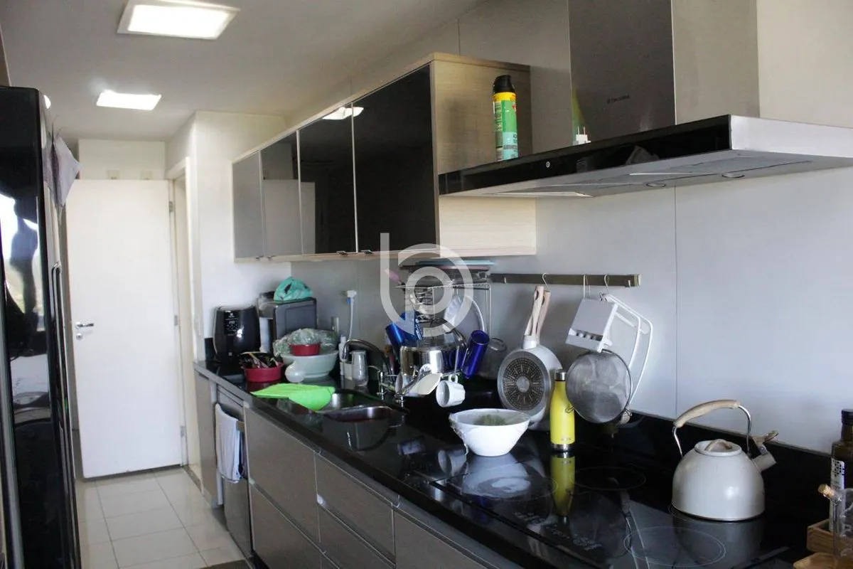 Furnished apartment with a closed kitchen and 4 bedrooms — photo 30