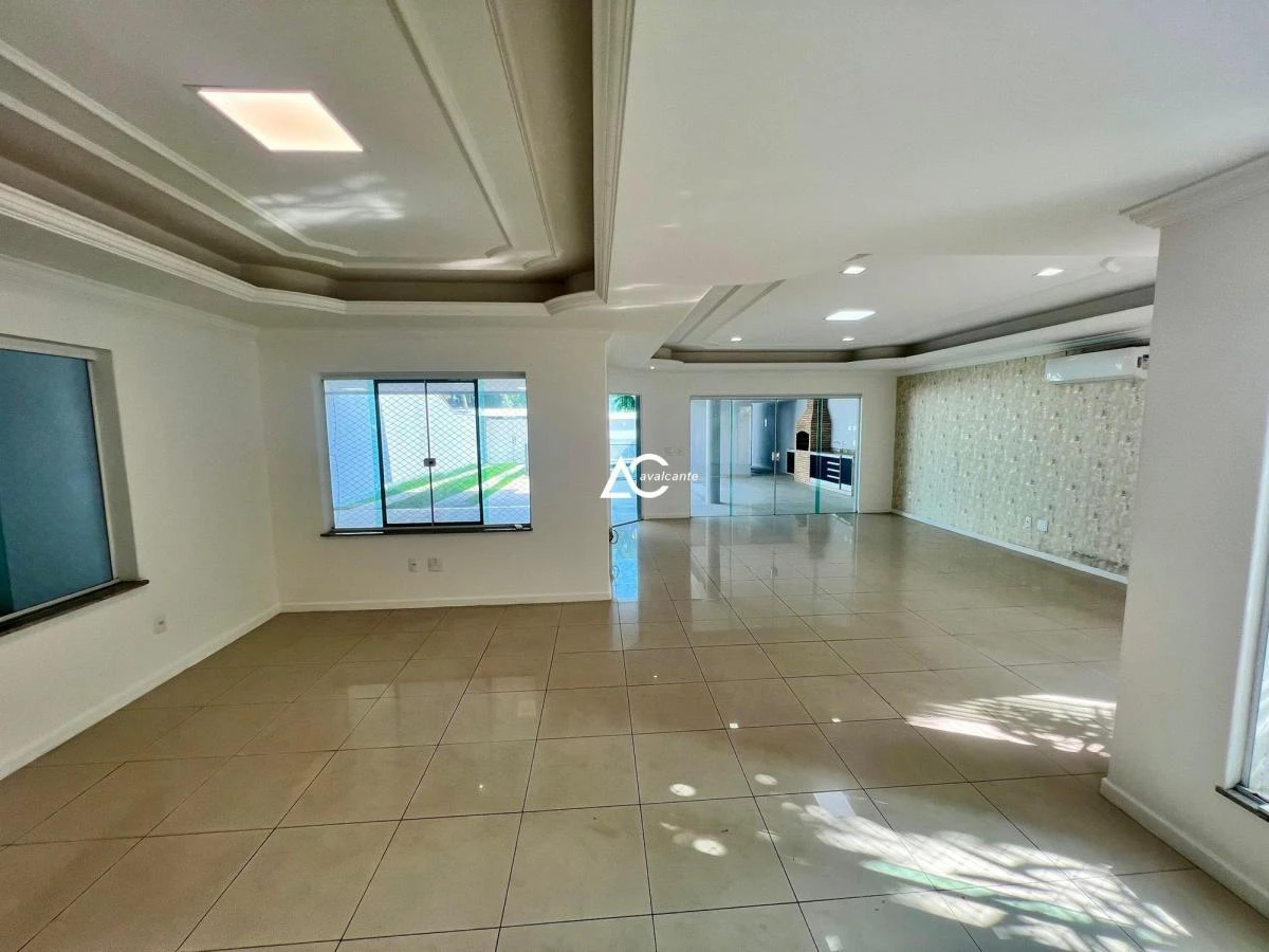 Detached home with 5 en-suite bedrooms and 541 m² — photo 8