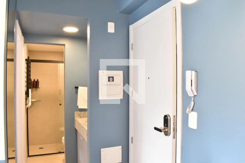 Студія 28 м² із сушильною машиною та робочим місцем — photo 31